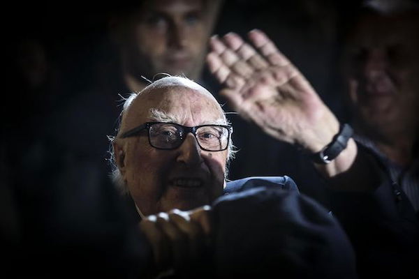 Il Giornale getta il dubbio sulla morte di Andrea Camilleri: «E se fosse eutanasia?»