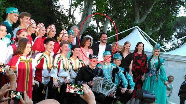 Nel 2018, Maria Elisabetta Casellati era alla giornata della Russia insieme a Matteo Salvini