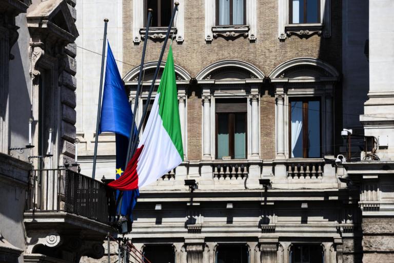 Il consiglio dei ministri che si interrompe dopo 5 minuti perché «la riforma di Bonafede è acqua fresca»