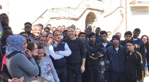 Il requiem della fiction su Riace: «Non sarà inserita nel palinsesto Rai»