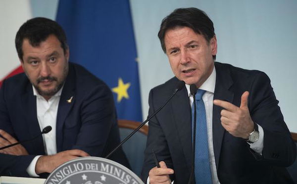 Giuseppe Conte smentisce Matteo Salvini: «Il suo consigliere a invitare Savoini»