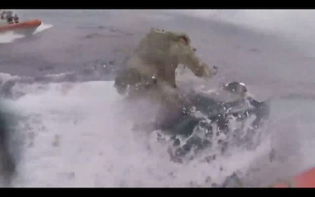 L’inseguimento del sottomarino da parte della Us Guard Coast article-post