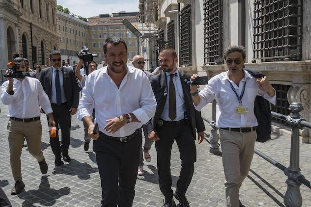 Matteo Salvini ha proposto a Conte il nuovo ministro per le politiche Ue: «Aspetto l’ok» article-post