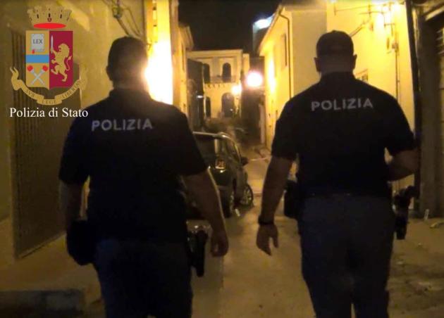 Travolge col suv due bimbi seduti davanti casa: era positivo ad alcol e droga article-post