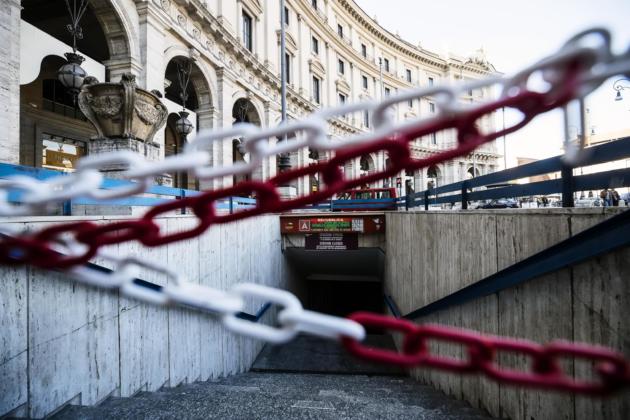Metro Roma, chiuse Repubblica e Cipro per allagamenti dopo il temporale article-post