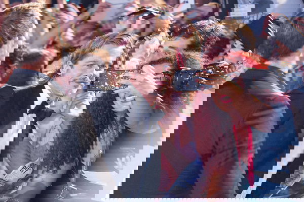 Venezia 76: Brad Pitt e Scarlett Johansson fanno impazzire i fan il secondo giorno