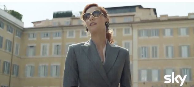 1994, il trailer della terza (e ultima) stagione con Stefano Accorsi e Miriam Leone article-post