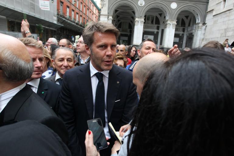 Emanuele Filiberto imita Salvini: «Gli italiani mi stanno chiamando»