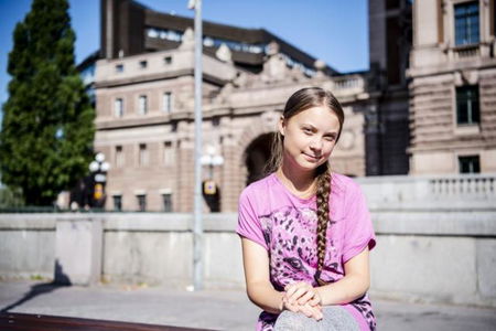 Greta Thunberg, in partenza per gli Usa su una barca a vela, dice che non incontrerà Trump article-post