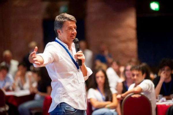 Renzi rivela la fonte dei giornalisti che hanno dato la notizia dei tre punti di Zingaretti: «È Paolo Gentiloni»