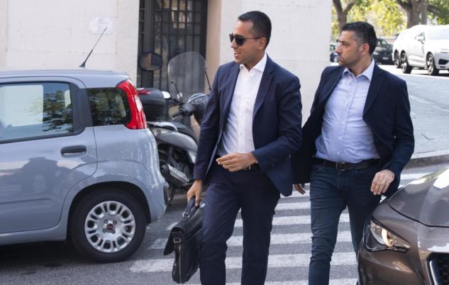Il M5S e la domanda su Rousseau per far dire sì al Conte-2 con il Pd article-post