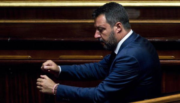 Salvini a Radio24 su Savoini: «Lei si ricorda con chi ha cenato il 17 ottobre? Beh, neanche io»