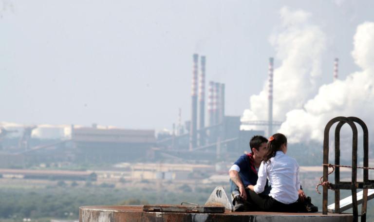 Un’altra vittima del veleno di Taranto: muore a 15 anni una promessa del calcio