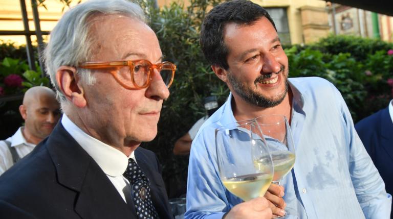 Il tempismo di Feltri sulla crisi di governo: «Salvini non rompe, mica è scemo»