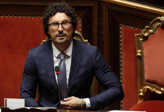 Danilo Toninelli: «Andiamo avanti per non tradire il mandato» article-post