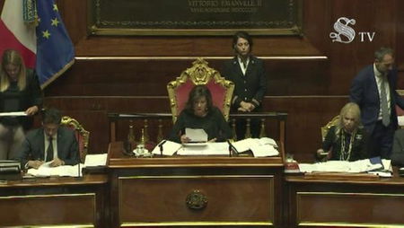 Alla maggioranza mancano 7 voti: il decreto sicurezza bis viene comunque approvato article-post