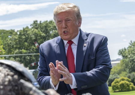 Donald Trump mette in discussione lo ius soli: «Diritto ridicolo» article-post