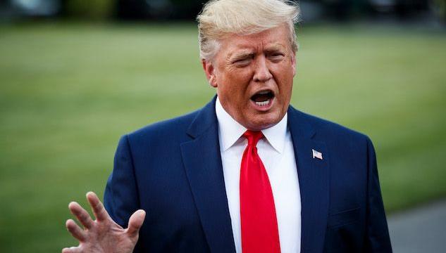 Donald Trump rilancia nuovi dazi sulle merci dalla Cina, le Borse in calo