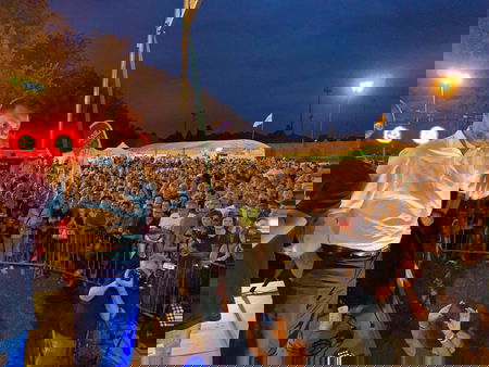 Matteo Salvini promette alla «fottutissima zingaraccia» di radere al suolo la sua casa article-post