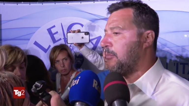 La giornalista del Tg2 «soccorre» Salvini e svia la polemica di Giorgio Mottola di Report