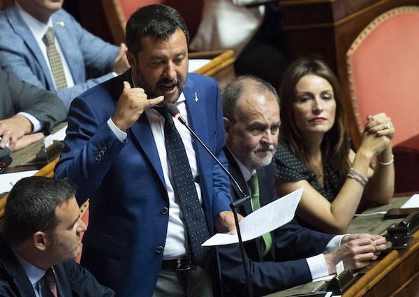 Matteo Salvini: «Voglio proprio vedere se vanno avanti con l’inciucio»
