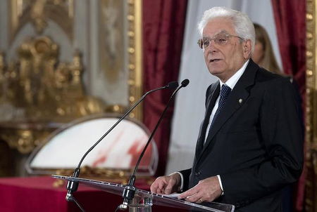 Sergio Mattarella firma il decreto bis ma con «perplessità»: «Resta l’obbligo di salvare le vite in mare» article-post