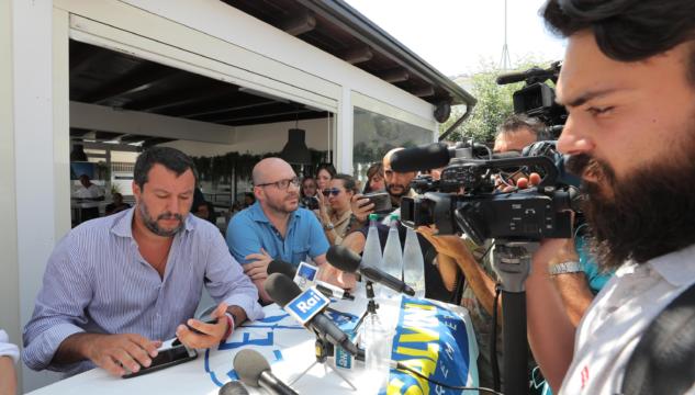 stampa estera