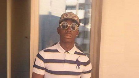 «Cercavo soldi per la mia canzone», arrestato per rapina il rapper Adamo Bara Luxury article-post