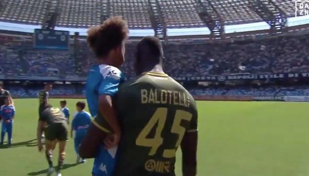Balotelli con figlia
