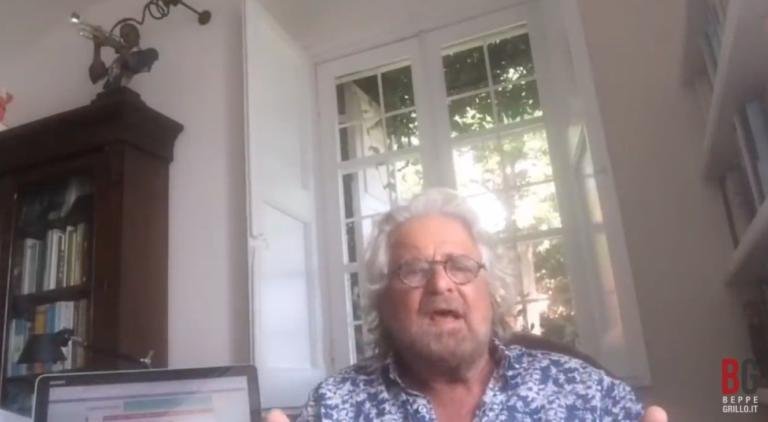Beppe Grillo, appello ai giovani del Pd e a Di Maio: «È il vostro momento, invece diamo importanza ai 10 o ai 20 punti» | VIDEO