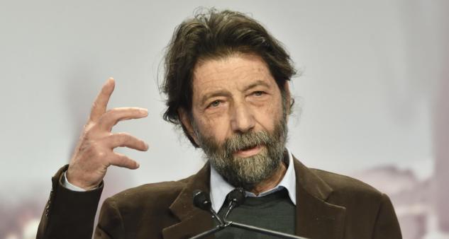 Massimo Cacciari contro il Friday For Future: «Ma quale Greta. I ragazzi stiano in classe ad ascoltare gli scienziati» article-post