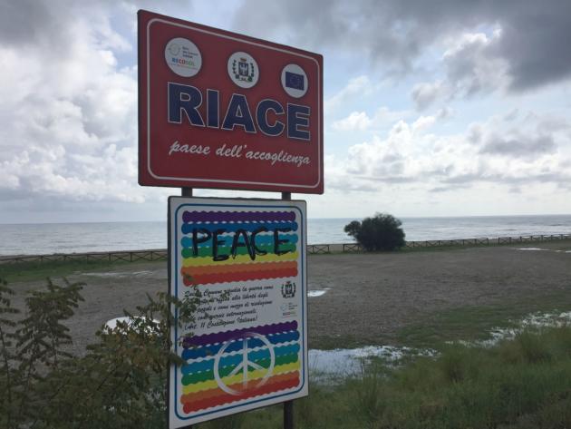 Cosma e Damiano erano i medici dell’accoglienza gratuita: la beffa per il sindaco di Riace article-post