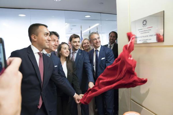 Luigi Di Maio viene sfiduciato dai dissidenti M5S: non lo vogliono più come capo politico