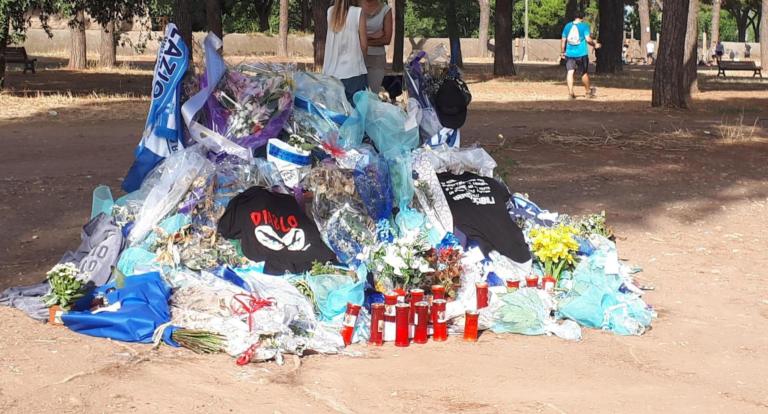 Omicidio Piscitelli, bruciata la panchina su cui è stato ucciso il capo Ultras laziale Diabolik