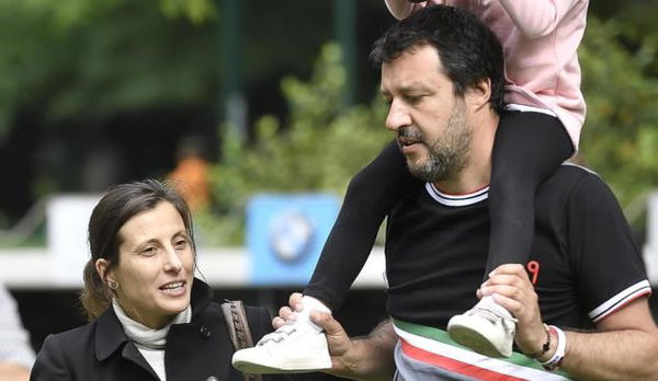 Parla l’ex compagna di Matteo Salvini: «Parole allusive e meschine di Sanfilippo su nostra figlia»