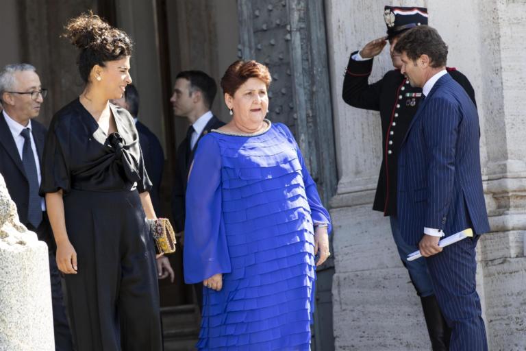 Teresa Bellanova risponde a Capezzone con il giudizio di Enzo Miccio