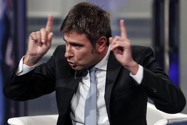 Alessandro Di Battista scatenato: «Non fidatevi del PD!» article-post