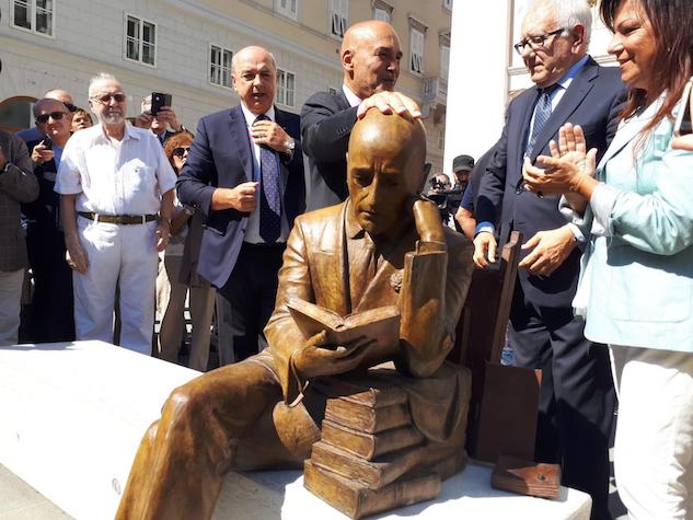 Centenario dell’impresa su Fiume, tra polemiche per la statua e atti provocatori article-post