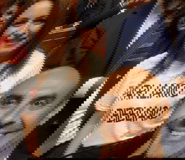 Lucia Borgonzoni non cambia idea sulla maglietta Parliamo Di Bibbiano