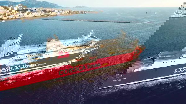 Il traghetto di Corsica Linea che ha salvato dei migranti: «Abbiamo solo rispettato le leggi del mare»
