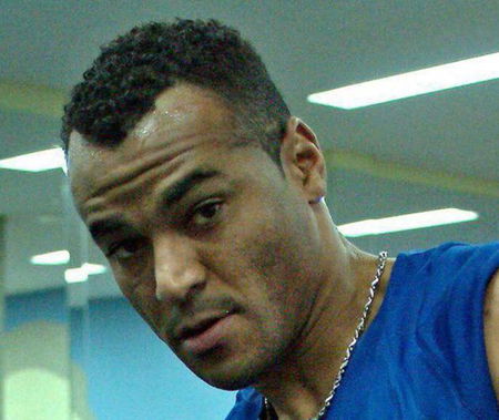 Tragedia per Cafù, il figlio di 30 anni muore di infarto mentre giocava a calcio in giardino article-post