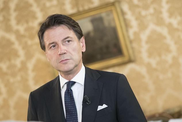 Giuseppe Conte pronto a salire al Quirinale, continua la trattativa per i ministri article-post