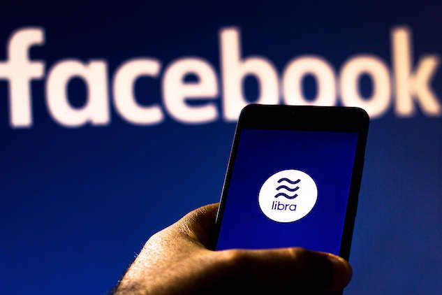 La Francia vuole bloccare Libra, la moneta di Facebook, in tutta Europa
