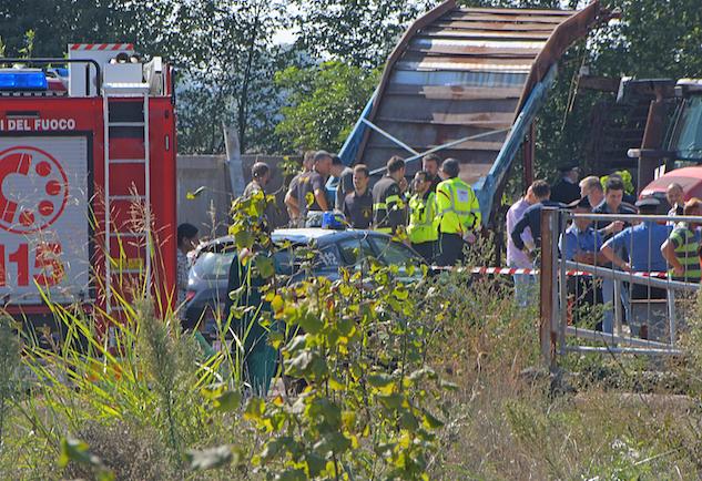 Pavia, tragedia nell’azienda agricola: quattro operai annegati nella vasca di compostaggio