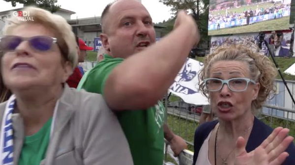 Pontida, giornalista di Repubblica insultato e aggredito