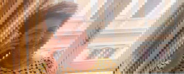 Teresa Bellanova sfoggia un altro outfit, con l’hashtag più giusto che mai