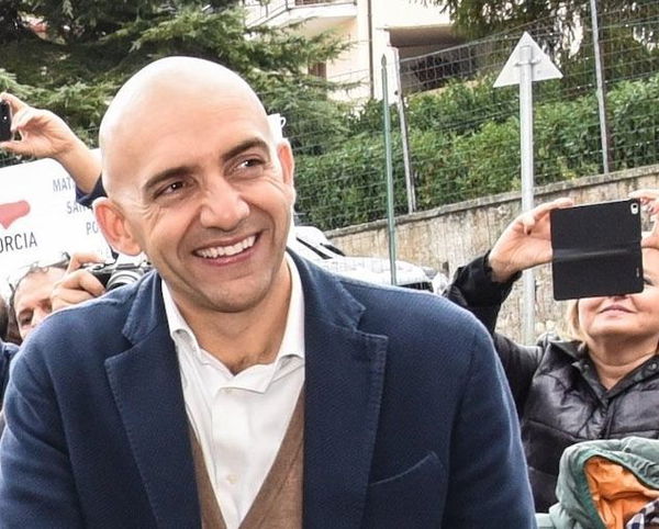 Umbria, Pd e M5S trovano finalmente l’accordo: il nome scelto è quello di Vincenzo Bianconi