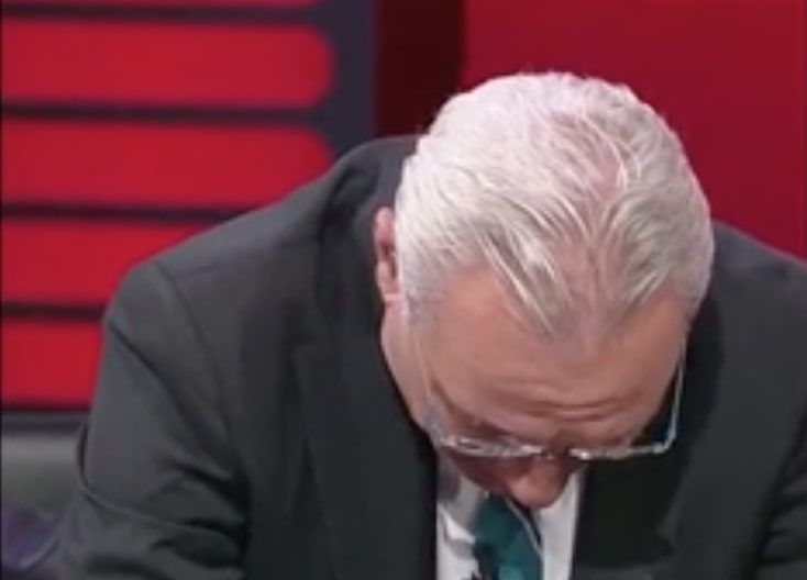 Hristo Stoichkov piange in tv per i cori razzisti dei tifosi bulgari