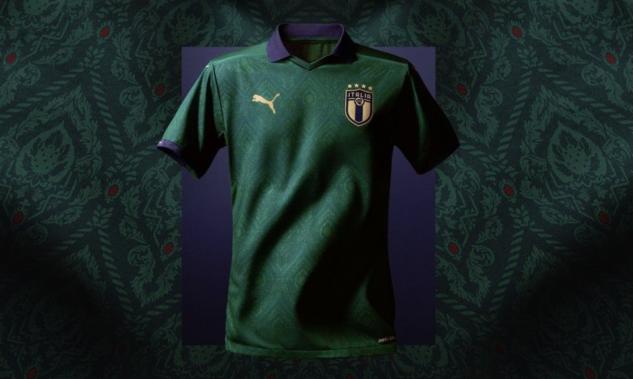 La Nazionale di calcio cambia colore: gli azzurri diventano i verdi article-post