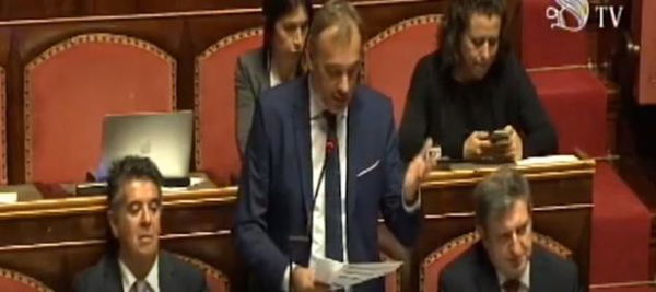Matteo Richetti chiede di abolire il reddito di cittadinanza
